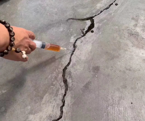 昌都混凝土裂缝修补技术详解​